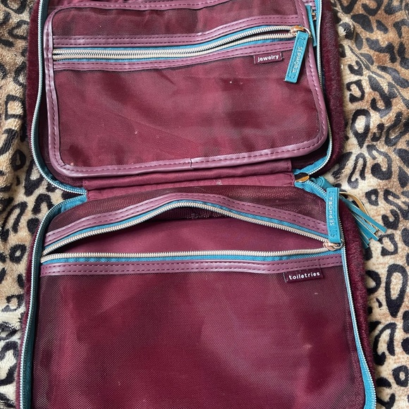 Sephora leopard makeup/ toiletries bag - Picture 2 of 4